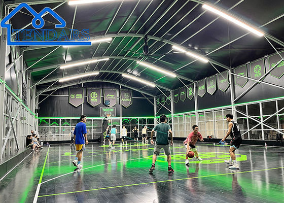 30x50m wodoodporny PVC Membrane Sports Hall namiot Aluminium Alloy Śnieg Obciążenie ratingowe dla boiska koszykarskiego